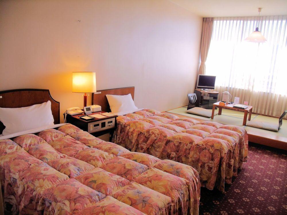 Dogo Hotel Mielparque Matsuyama Matsuyama  Eksteriør billede